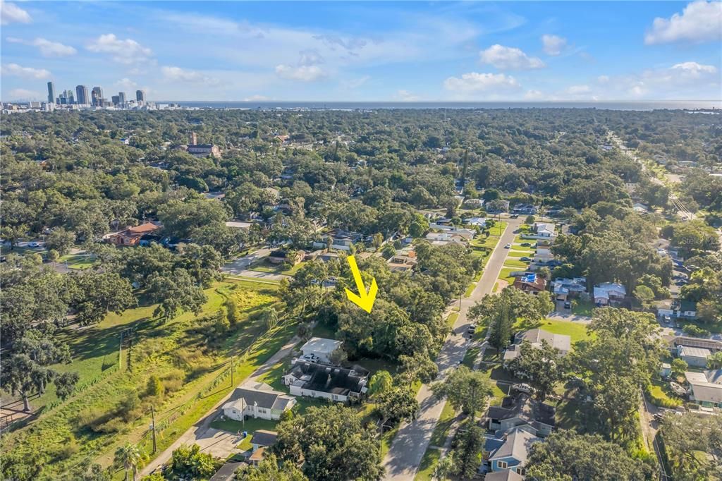 合同活跃: $100,000 (0.12 acres)