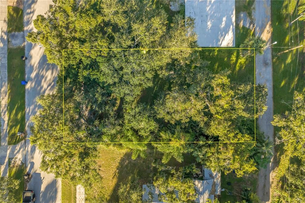 合同活跃: $100,000 (0.12 acres)