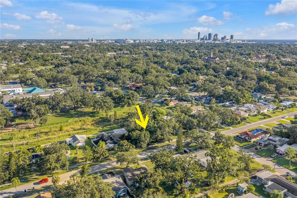 合同活跃: $100,000 (0.12 acres)