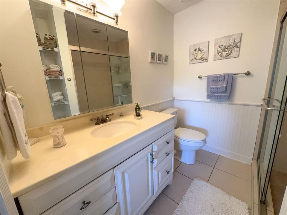 For Sale: $209,999 (2 beds, 2 baths, 1075 Square Feet)