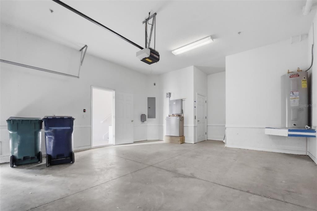 En Renta: $3,000 (3 camas, 3 baños, 2604 Pies cuadrados)