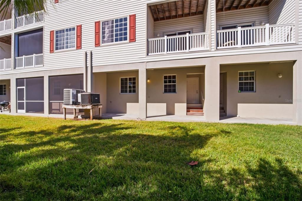 En Renta: $3,000 (3 camas, 3 baños, 2604 Pies cuadrados)