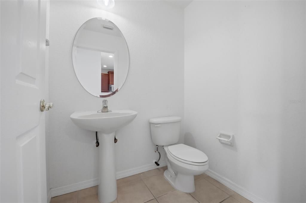 En Renta: $3,000 (3 camas, 3 baños, 2604 Pies cuadrados)