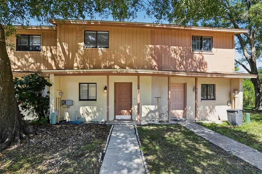 Vendido Recientemente: $189,000 (2 camas, 2 baños, 1037 Pies cuadrados)