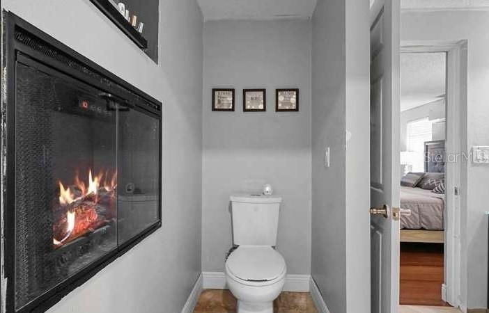 For Sale: $299,000 (4 beds, 2 baths, 1988 Square Feet)