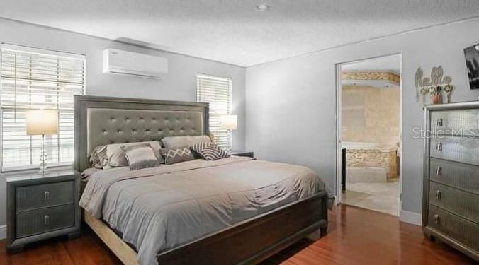 For Sale: $299,000 (4 beds, 2 baths, 1988 Square Feet)