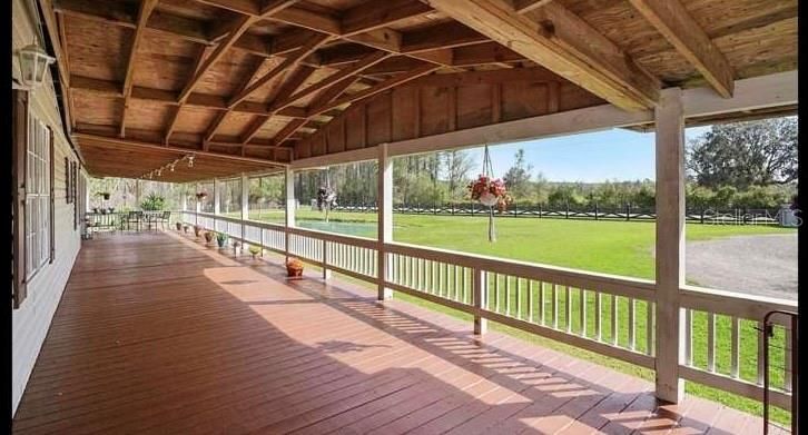 For Sale: $299,000 (4 beds, 2 baths, 1988 Square Feet)