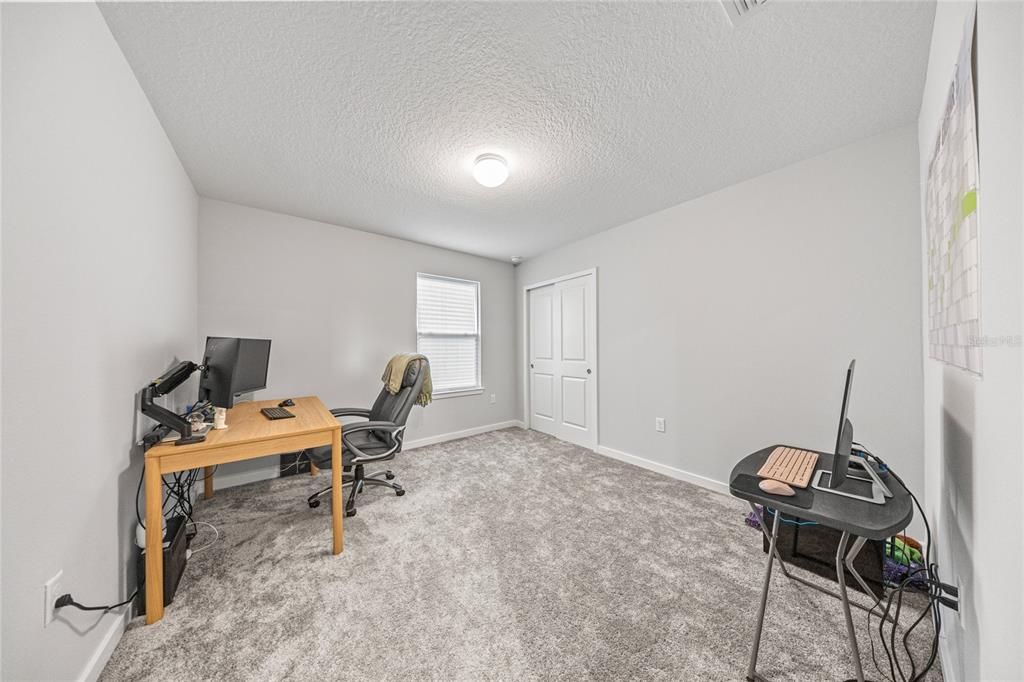 For Sale: $475,000 (5 beds, 4 baths, 3416 Square Feet)