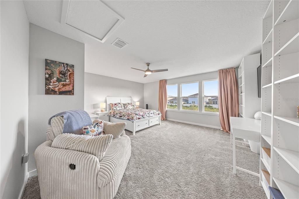 For Sale: $475,000 (5 beds, 4 baths, 3416 Square Feet)