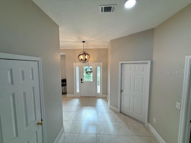 For Rent: $3,000 (4 beds, 3 baths, 2415 Square Feet)