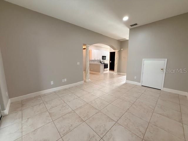 For Rent: $3,000 (4 beds, 3 baths, 2415 Square Feet)