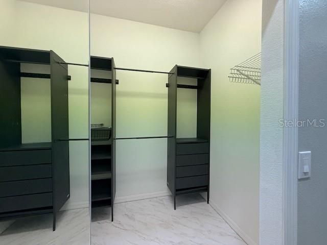 For Rent: $3,000 (4 beds, 3 baths, 2415 Square Feet)