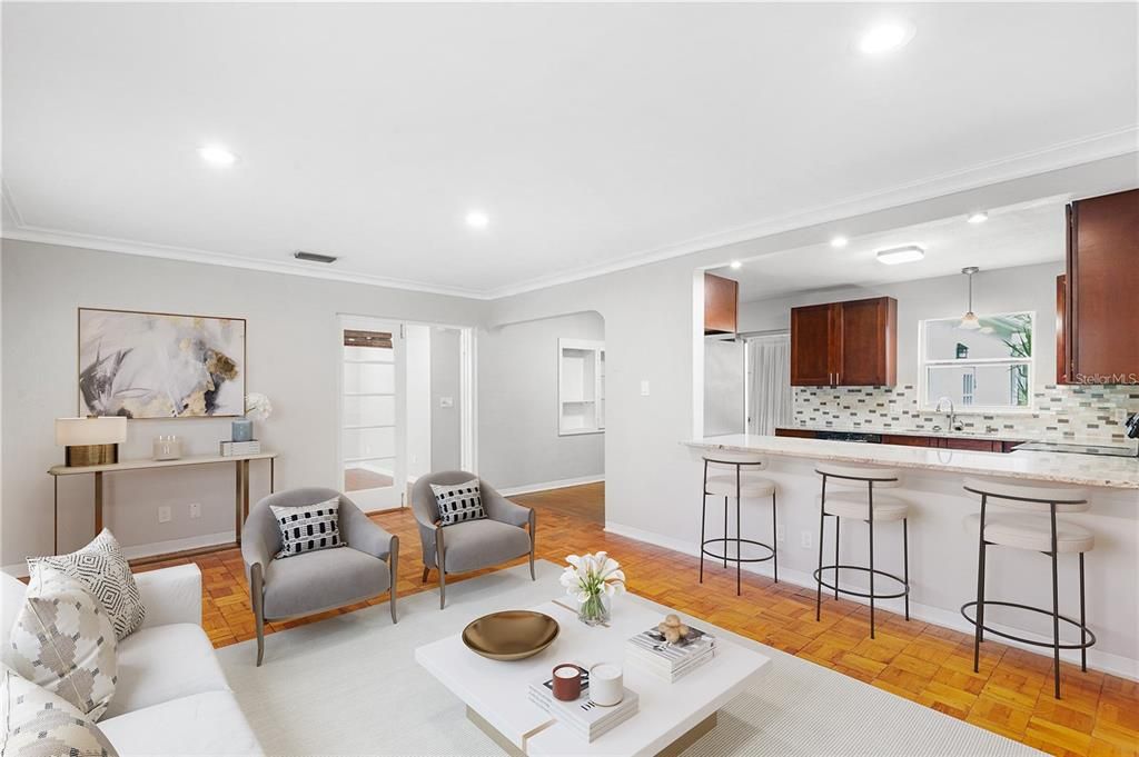 Active With Contract: $2,750 (3 beds, 2 baths, 1216 Square Feet)