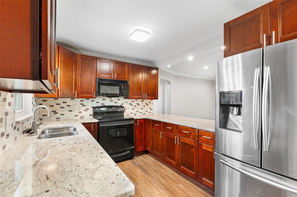 Active With Contract: $2,750 (3 beds, 2 baths, 1216 Square Feet)