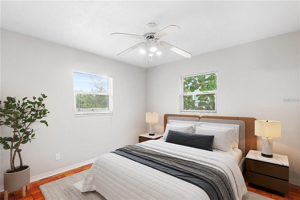 Active With Contract: $2,750 (3 beds, 2 baths, 1216 Square Feet)