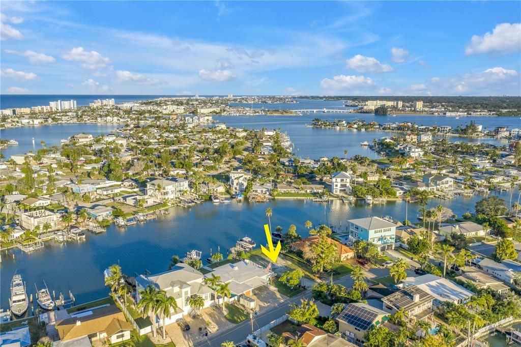 待售: $750,000 (0.16 acres)