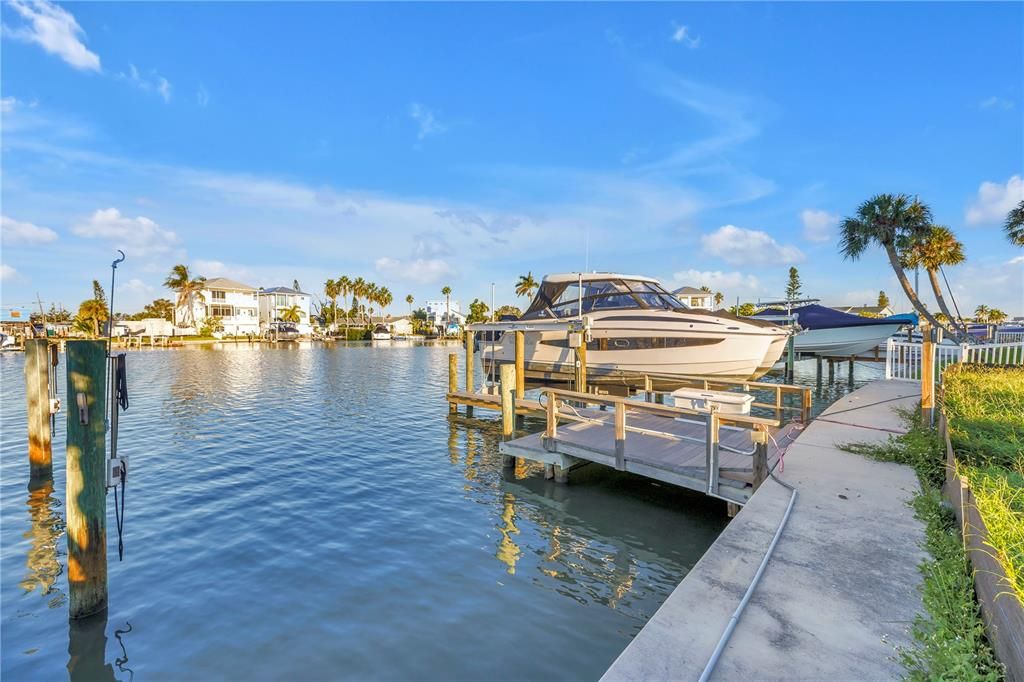 待售: $750,000 (0.16 acres)