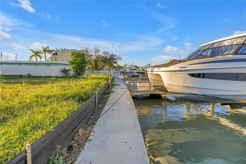 待售: $750,000 (0.16 acres)