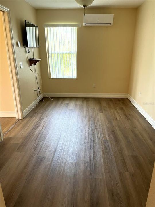 Active With Contract: $350,000 (4 beds, 3 baths, 1701 Square Feet)