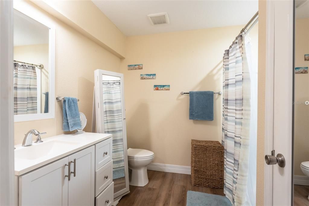 Active With Contract: $350,000 (4 beds, 3 baths, 1701 Square Feet)