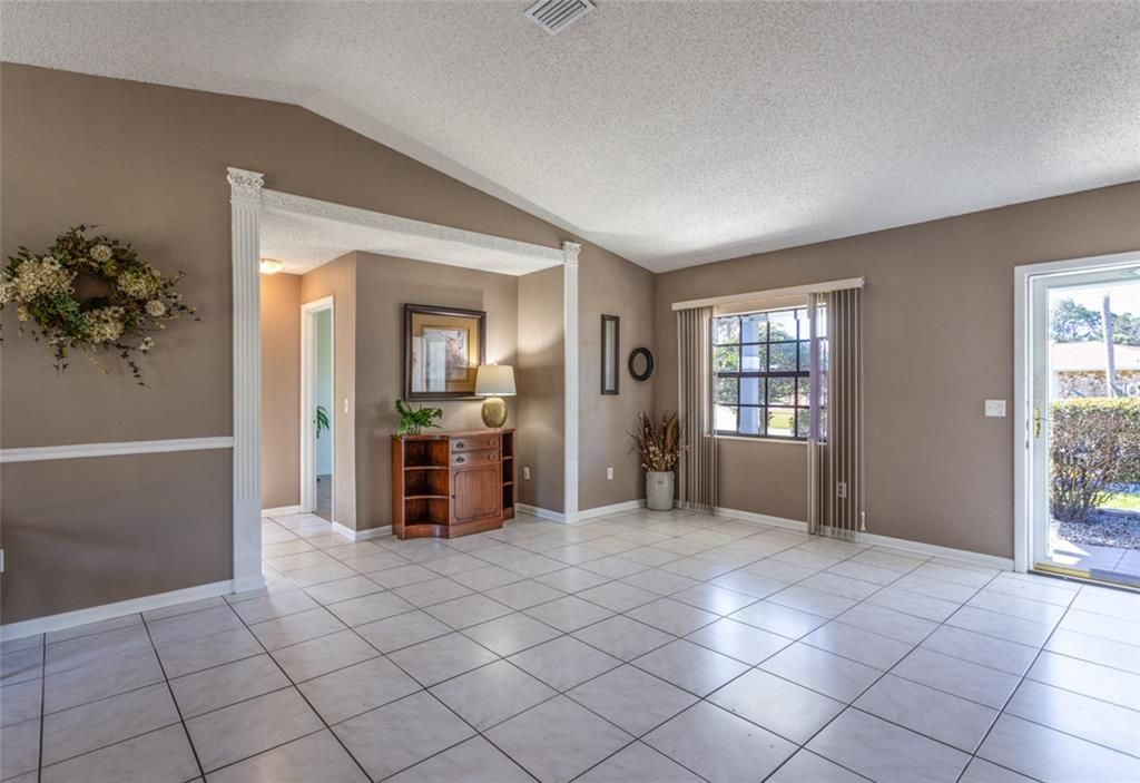 Active With Contract: $350,000 (4 beds, 3 baths, 1701 Square Feet)