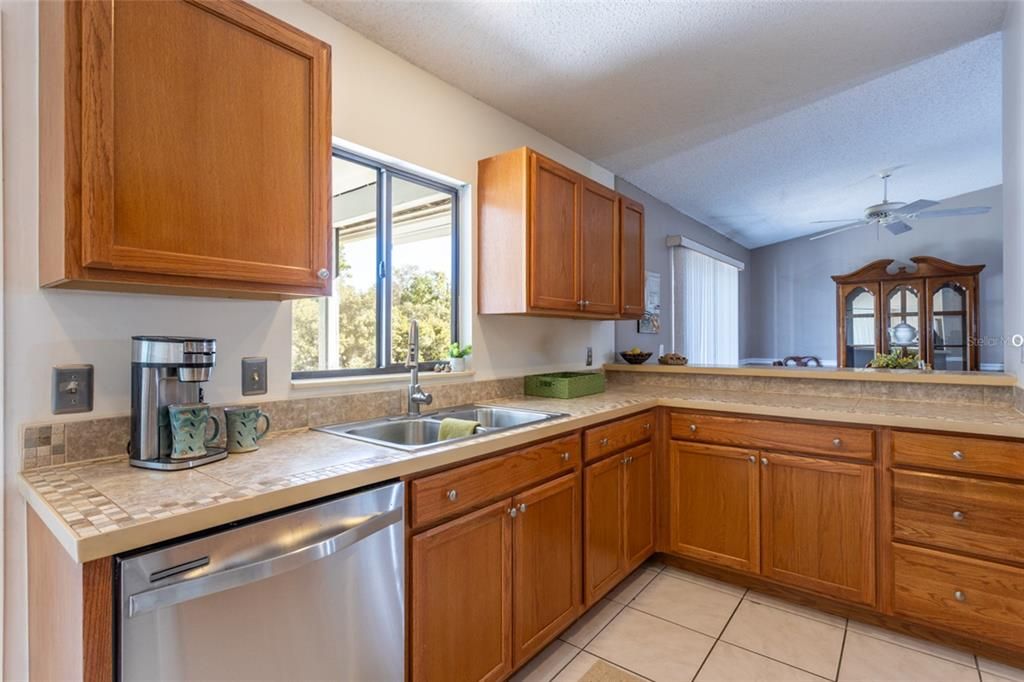 Active With Contract: $350,000 (4 beds, 3 baths, 1701 Square Feet)