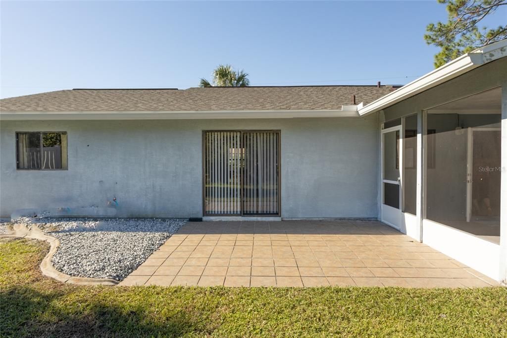 Active With Contract: $350,000 (4 beds, 3 baths, 1701 Square Feet)