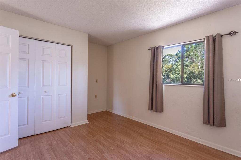 Active With Contract: $350,000 (4 beds, 3 baths, 1701 Square Feet)