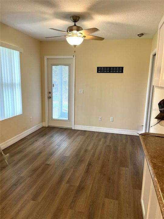 Active With Contract: $350,000 (4 beds, 3 baths, 1701 Square Feet)