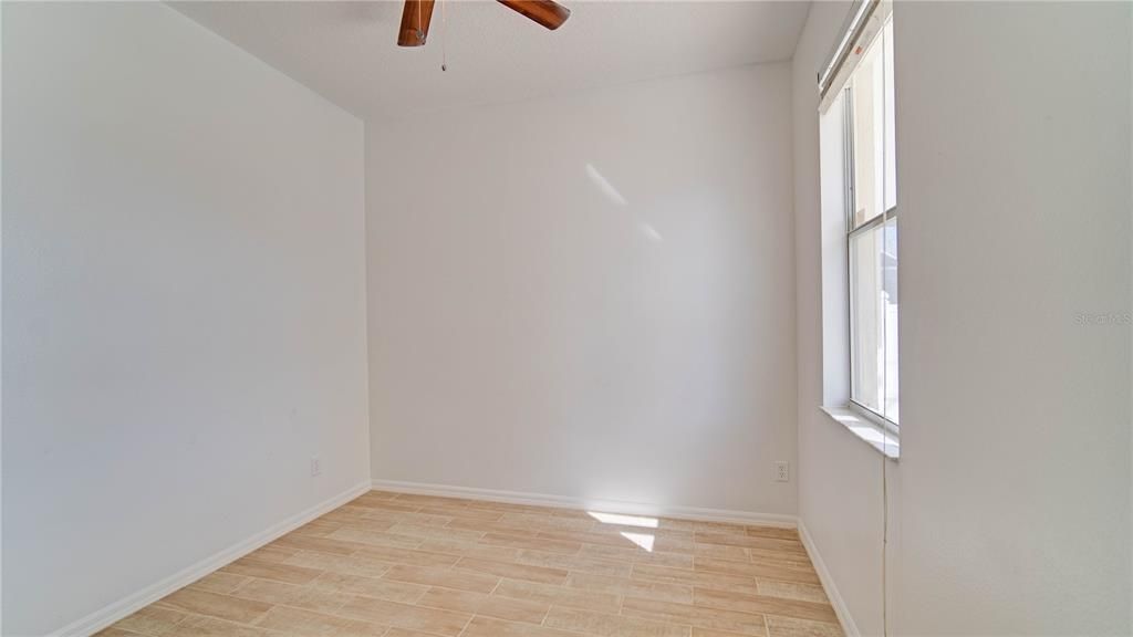 В аренду: $2,890 (4 спален, 2 ванн, 1952 Квадратных фут)