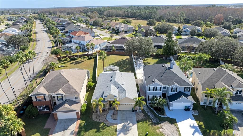 В аренду: $2,890 (4 спален, 2 ванн, 1952 Квадратных фут)