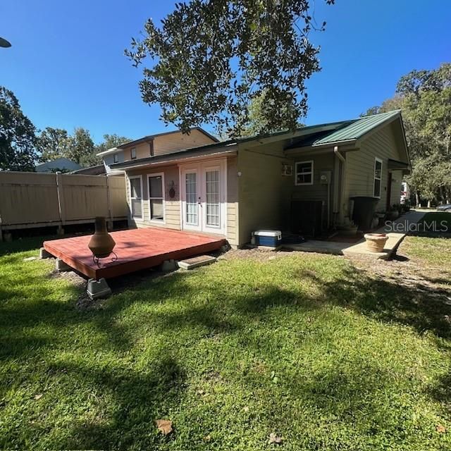 For Sale: $229,900 (2 beds, 2 baths, 1142 Square Feet)