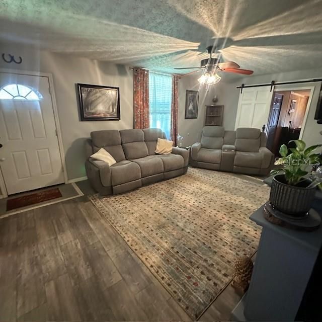 For Sale: $229,900 (2 beds, 2 baths, 1142 Square Feet)