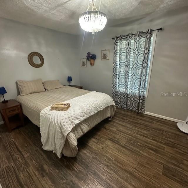 For Sale: $229,900 (2 beds, 2 baths, 1142 Square Feet)