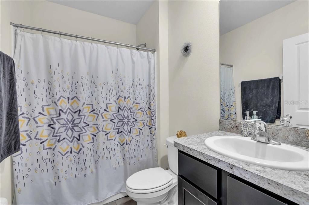 待售: $549,999 (5 贝兹, 3 浴室, 2638 平方英尺)