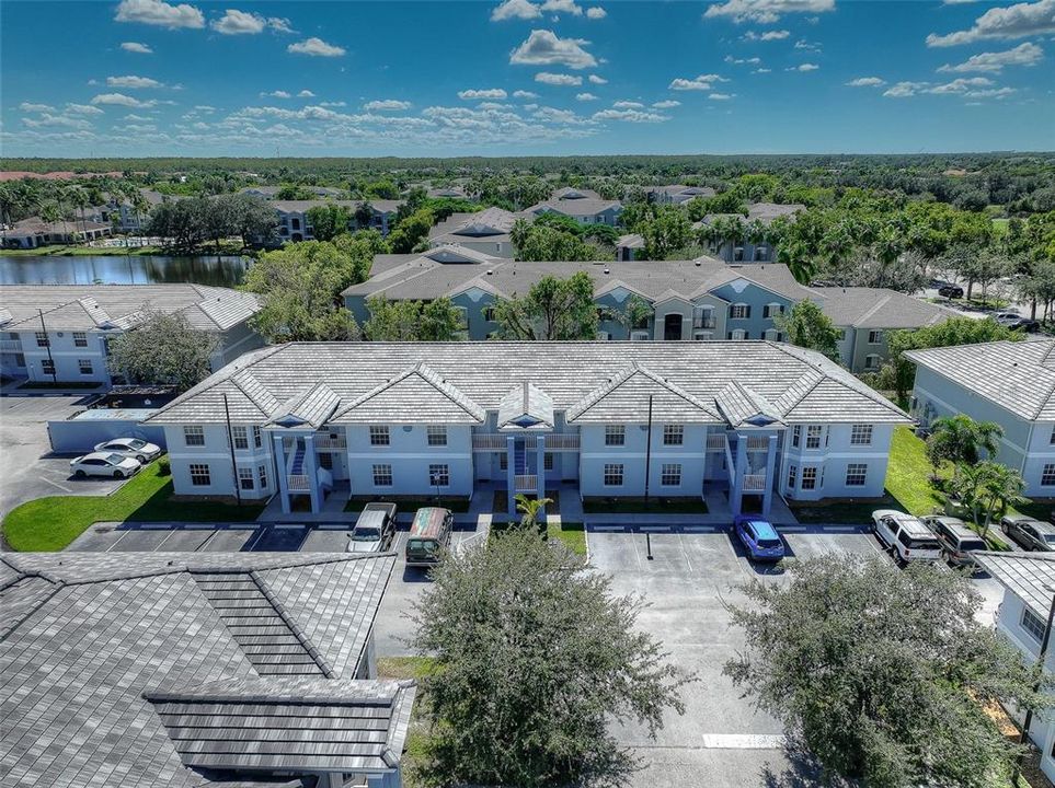 待售: $169,900 (2 贝兹, 2 浴室, 932 平方英尺)