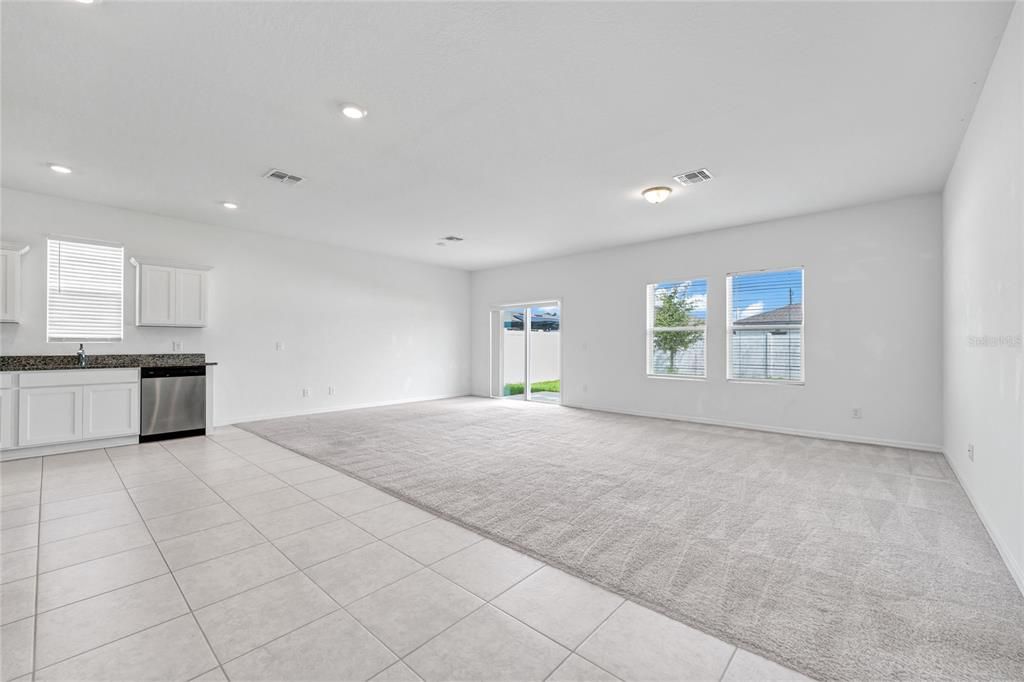 待售: $359,000 (3 贝兹, 2 浴室, 1675 平方英尺)