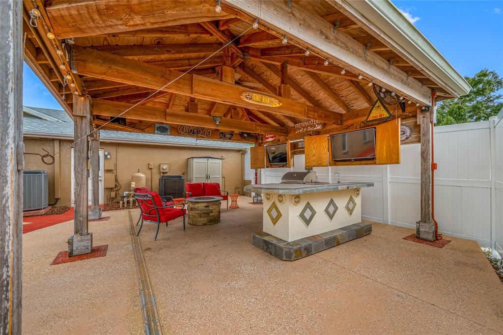 Activo con contrato: $624,900 (3 camas, 2 baños, 2258 Pies cuadrados)