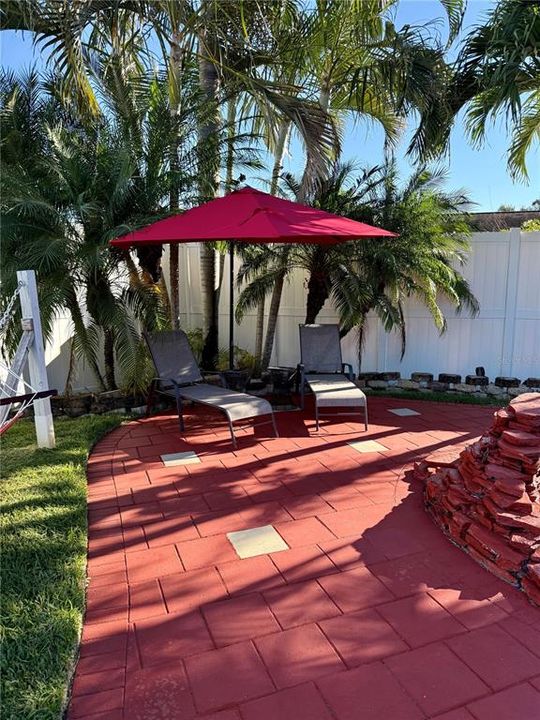 Activo con contrato: $624,900 (3 camas, 2 baños, 2258 Pies cuadrados)