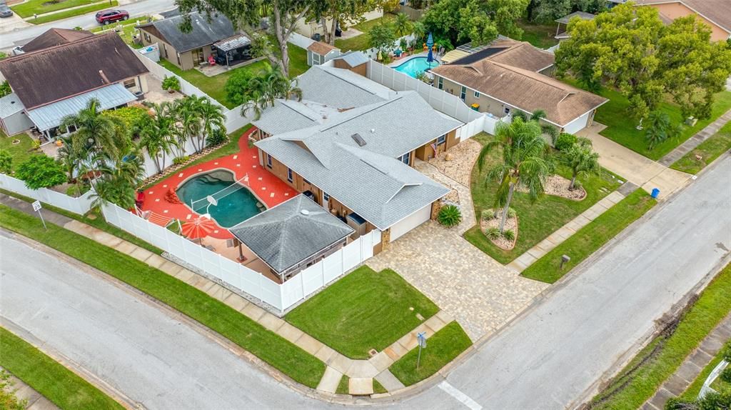 Activo con contrato: $624,900 (3 camas, 2 baños, 2258 Pies cuadrados)