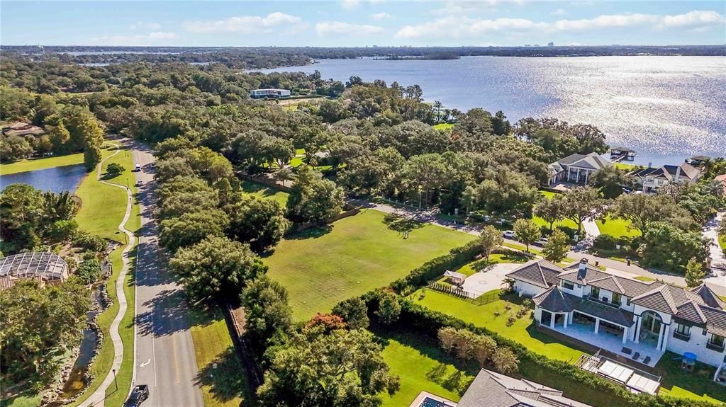 На продажу: $3,000,000 (1.02 acres)