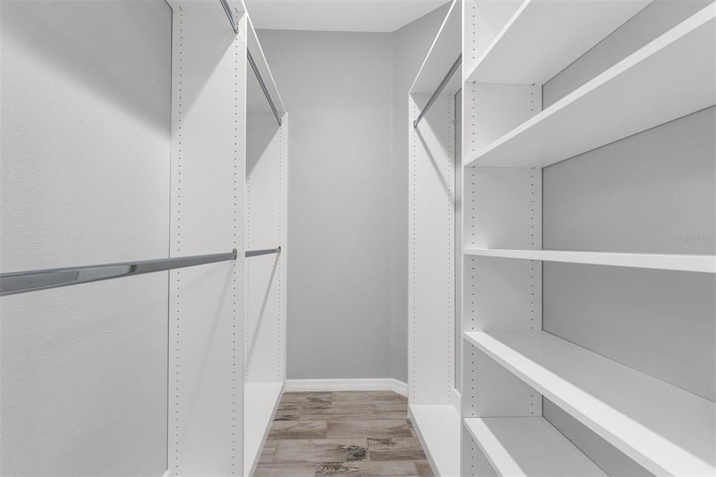 Active With Contract: $297,900 (3 beds, 2 baths, 1364 Square Feet)