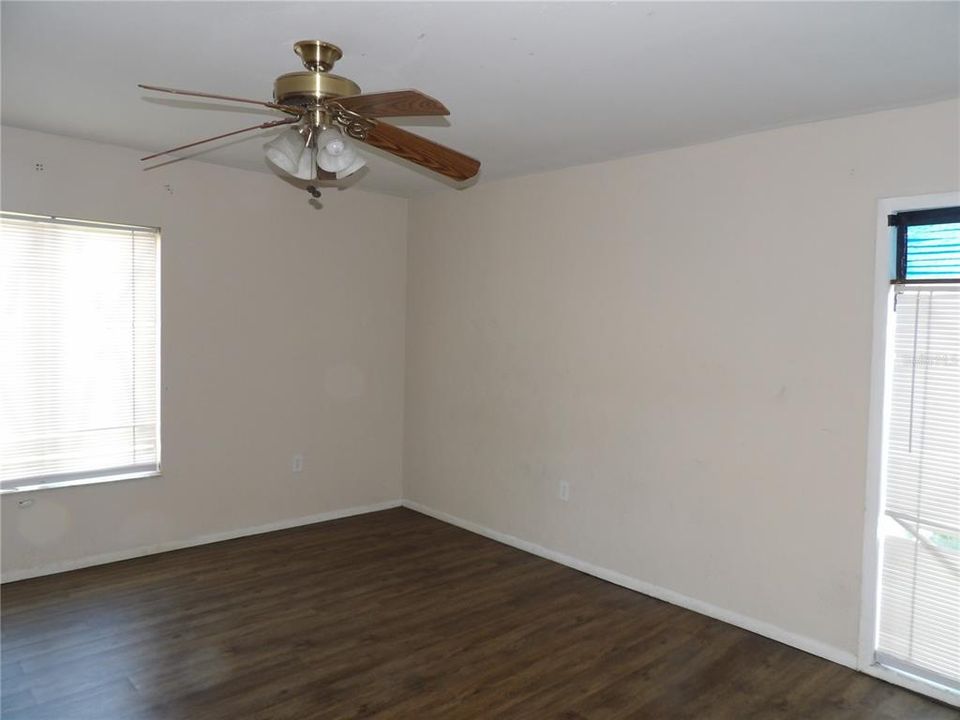 En Venta: $125,000 (1 camas, 1 baños, 710 Pies cuadrados)