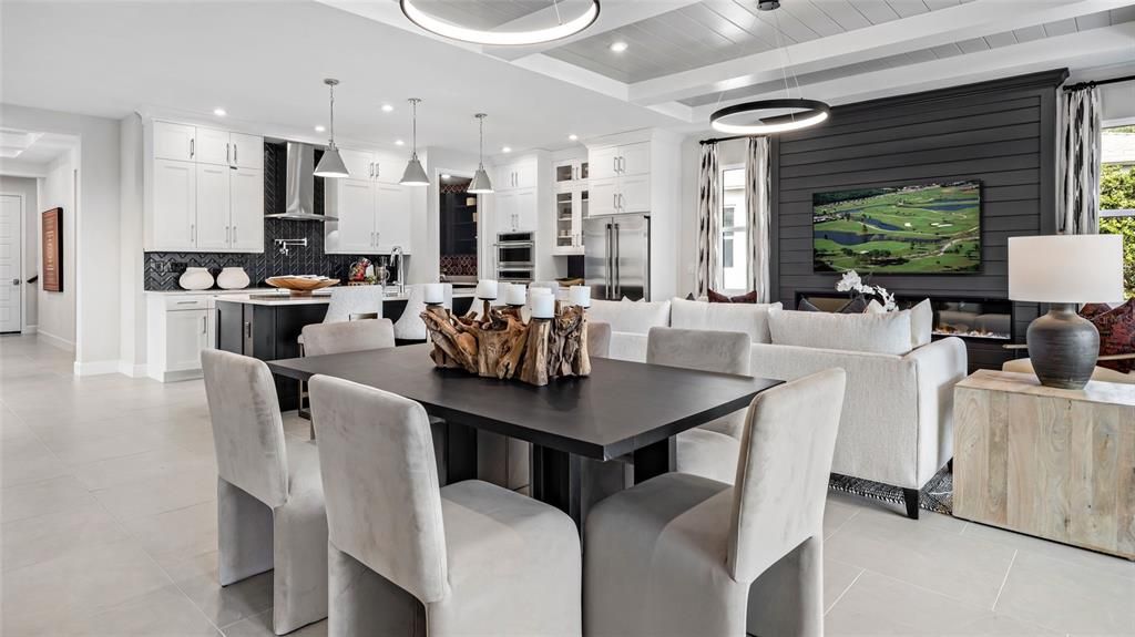 For Sale: $474,990 (3 beds, 3 baths, 2129 Square Feet)