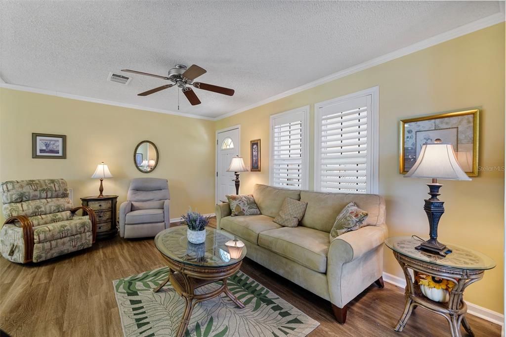 En Venta: $185,000 (2 camas, 2 baños, 1128 Pies cuadrados)