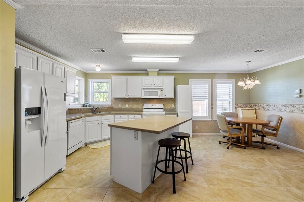 En Venta: $185,000 (2 camas, 2 baños, 1128 Pies cuadrados)