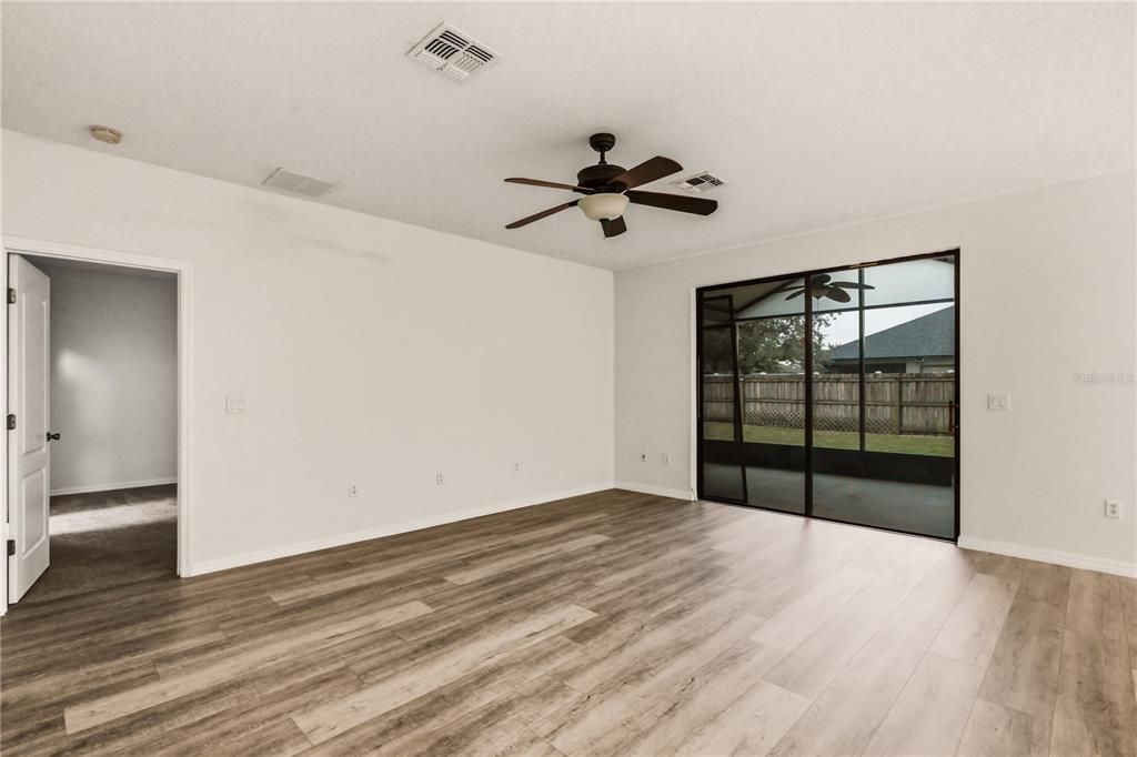 For Sale: $545,000 (5 beds, 3 baths, 3449 Square Feet)