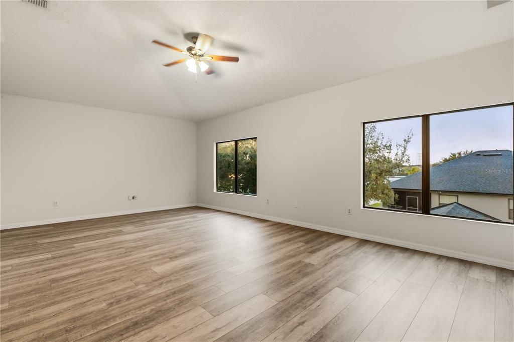 For Sale: $545,000 (5 beds, 3 baths, 3449 Square Feet)