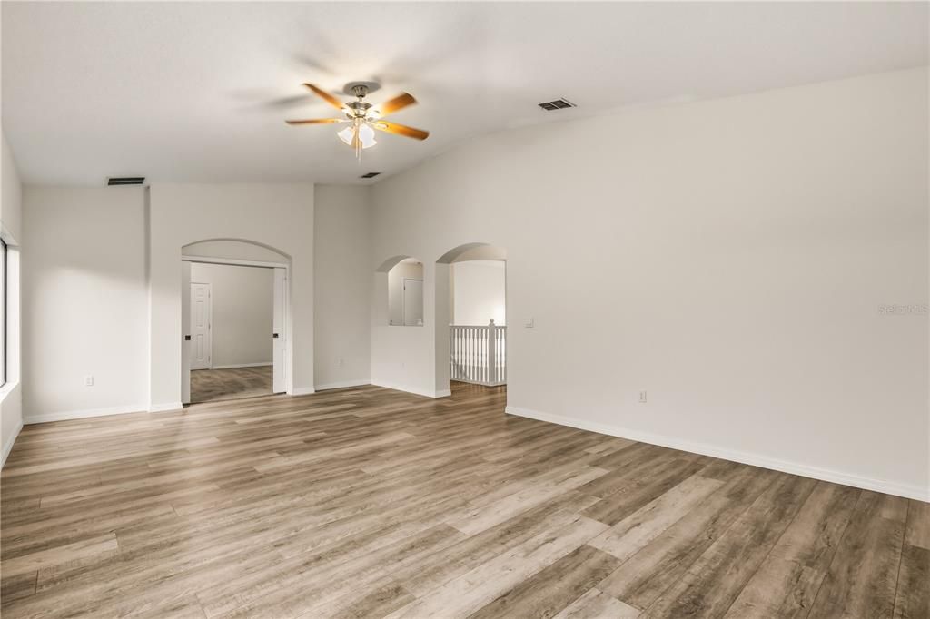 For Sale: $545,000 (5 beds, 3 baths, 3449 Square Feet)