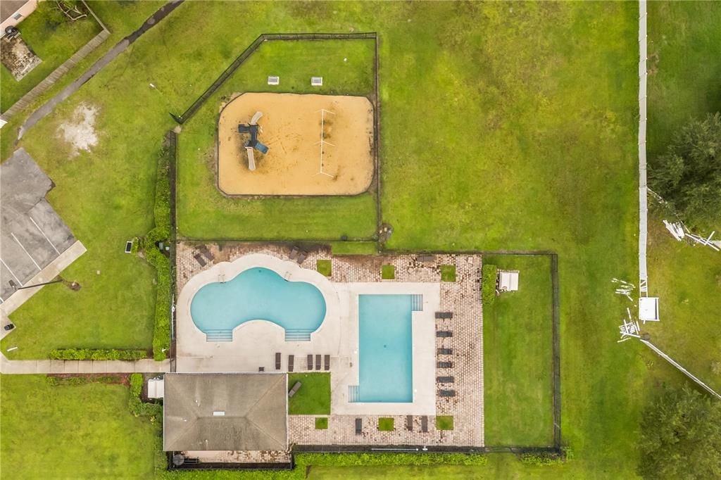 For Sale: $545,000 (5 beds, 3 baths, 3449 Square Feet)